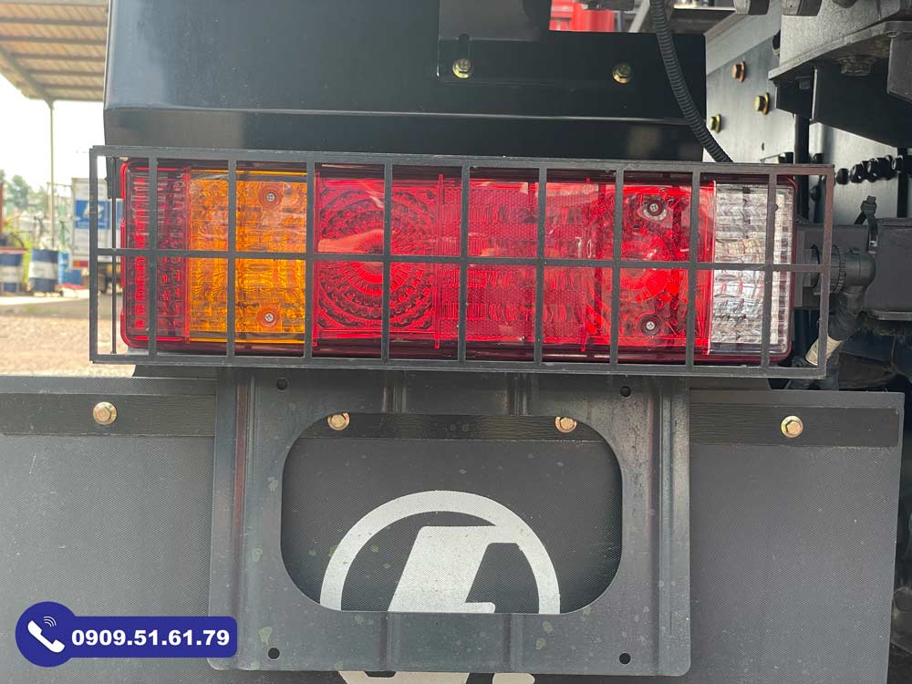 den_hau_xe_ben_shacman_h3000s